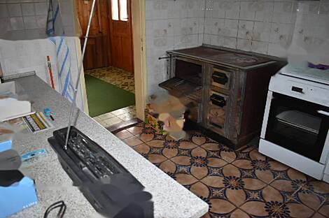 Франковци, дом.: 9