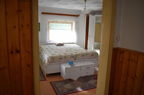 Франковци, дом.: 16