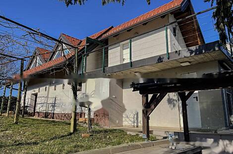 Жилище, Добровник: 3