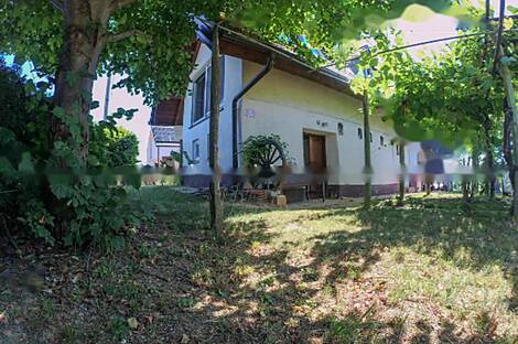 Жилище, Добровник: 12