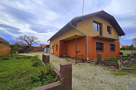 Жилище, Добровник: 11