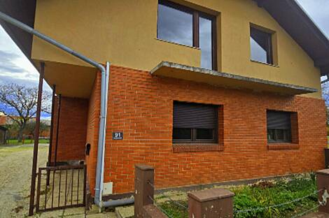 Жилище, Добровник: 14