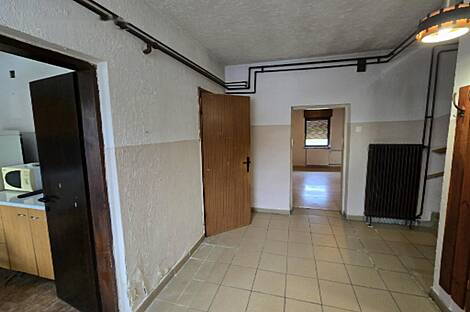 Жилище, Добровник: 25