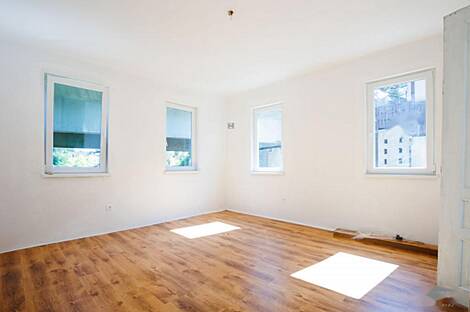 Тушевский дом Дол: 9