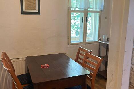 Дом, расположенный в Метлике: 10