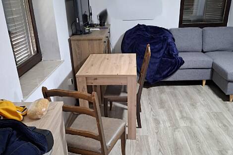 Жилище, Тиболци: 11