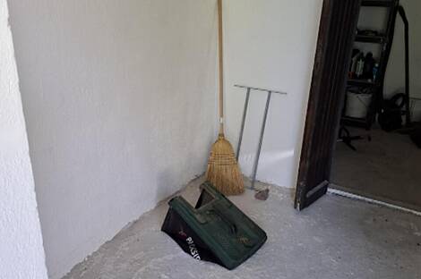 Жилище, Тиболци: 16