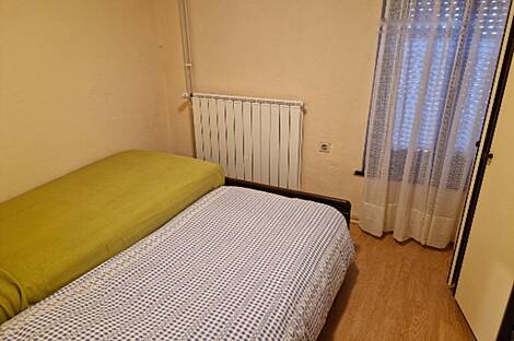 Уршна Села, Макуте, дом: 12