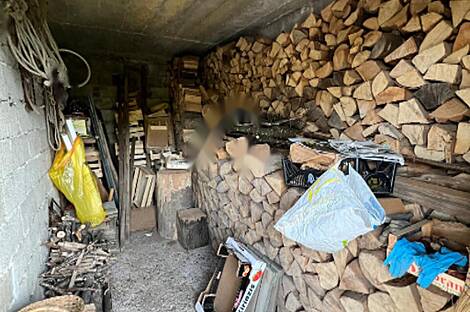 Здание у реки Крка: 11