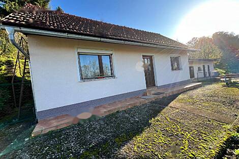 Здание у реки Крка: 14