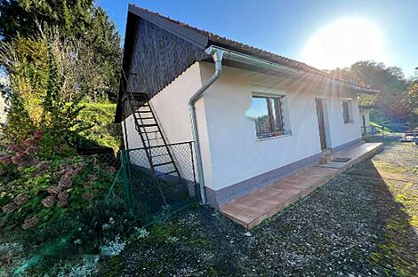 Здание у реки Крка: 15