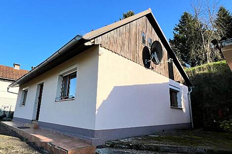 Здание у реки Крка: 16