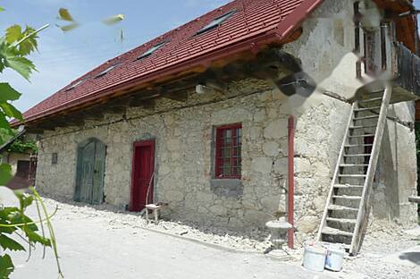 Здание в Храсте об Бистрице: 2