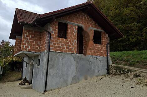 Жилище в Рештане, Сеново.: 2