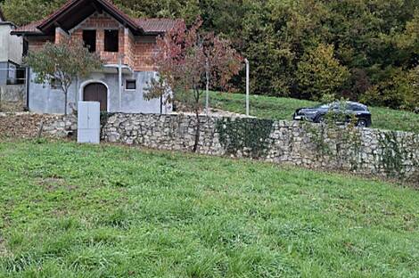 Жилище в Рештане, Сеново.: 5