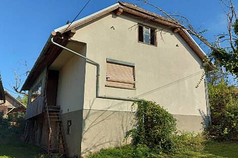 Жильё в Храст при Югорью: 1