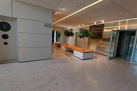 Апартаменты с четырьмя комнатами Шишка: 9