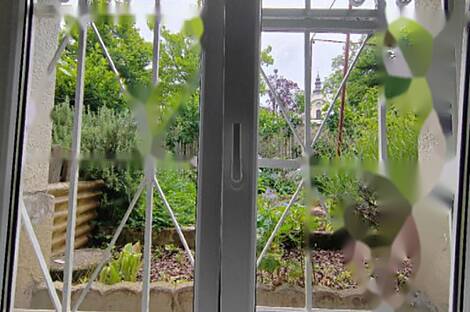 Квартира с двумя комнатами в центральной части города: 1