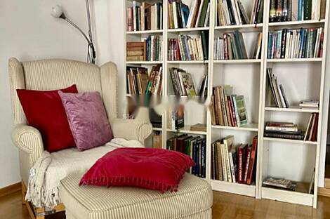 Центральное расположение, квартира с более чем пятью комнатами: 18