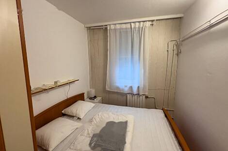 Квартира с четырьмя комнатами в ЛЮБ. МОШТЕ.: 5