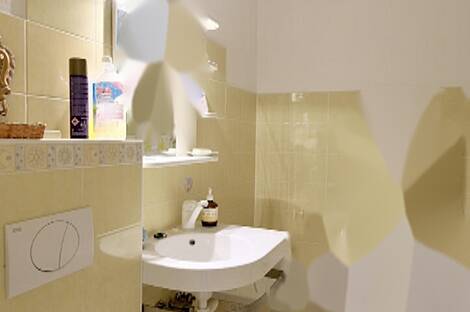 Дом, в котором Ежиц живет в двухкомнатной квартире: 2