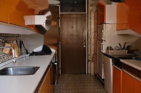 Апартаменты с тремя комнатами в центральной части города: 9