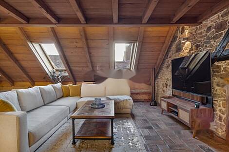 Апартаменты из пяти комнат в центральной части города.: 6