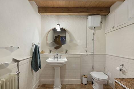 Апартаменты из пяти комнат в центральной части города.: 8