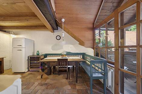 Апартаменты из пяти комнат в центральной части города.: 12