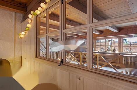 Апартаменты из пяти комнат в центральной части города.: 24