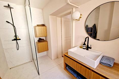 Квартира с тремя комнатами в центре: 4