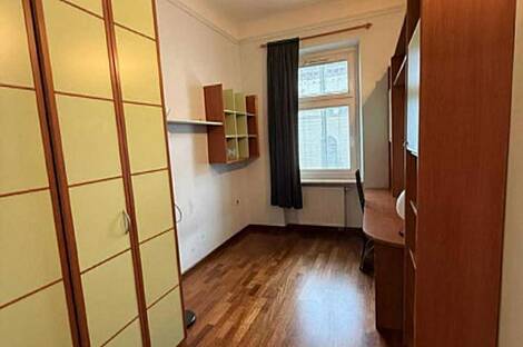 Дом с 5 и более комнатами в центре: 8