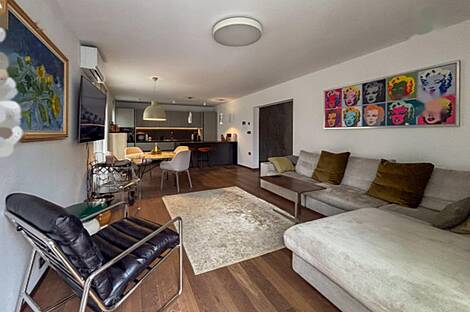 Четырехкомнатная квартира в центре: 4