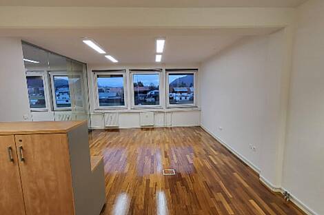 Шишка - торговое пространство: 10