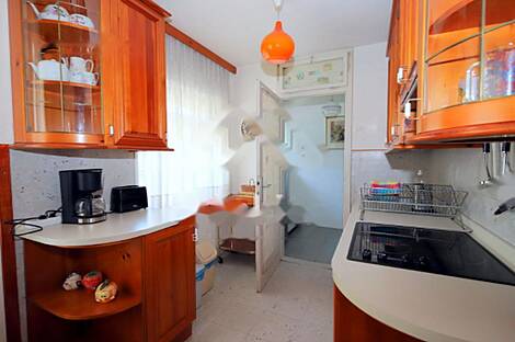 Блед, дом: 14