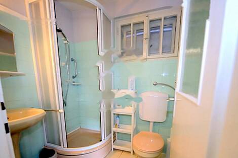 Блед, дом: 23