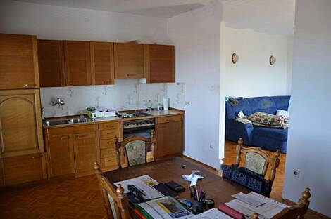 Дом, Беги: 16