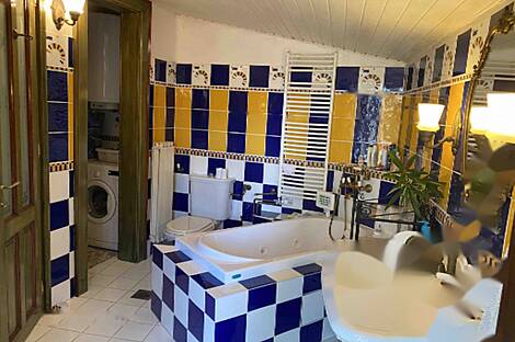 Дом в два этажа, расположенный на улице Гарибальди: 6