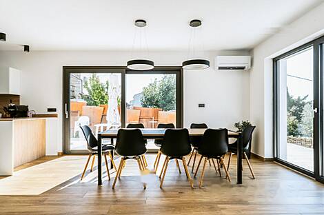 Дом, расположенный в Хрватини: 7