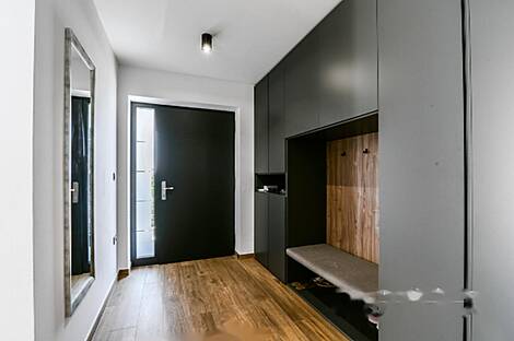 Дом, расположенный в Хрватини: 12