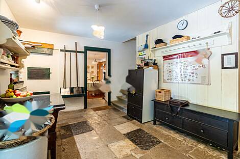 Дом, Комен: 9