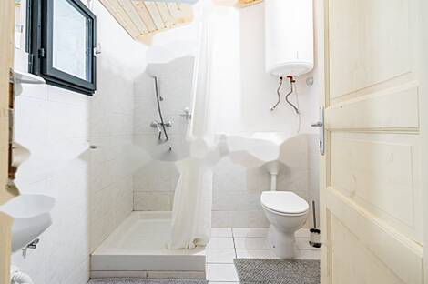 Дом, Комен: 19