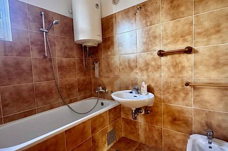 Квартира с тремя комнатами рядом с морем: 14