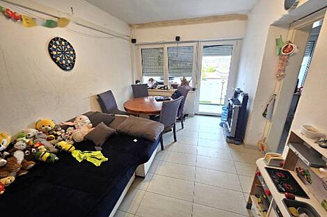 Квартира с двумя комнатами Копер: 1