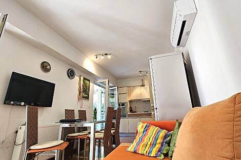 Квартира в Пиране с двумя комнатами: 9