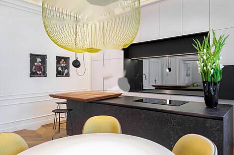 Трёхкомнатная квартира в центре.: 1