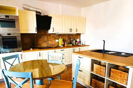 Квартира с четырьмя комнатами в центральной части Любляны.: 1