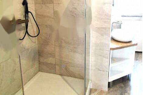 Квартира с четырьмя комнатами в центральной части Любляны.: 12