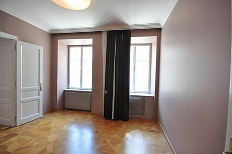 Жилье с четырьмя комнатами в исторической части Любляны: 9