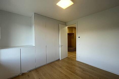 Трёхкомнатная квартира на улице Юрчковой: 11